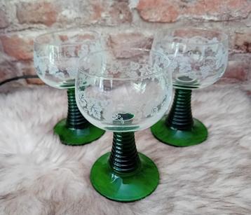 3x Roemer glazen gravure druiven 0,1 liter beschikbaar voor biedingen