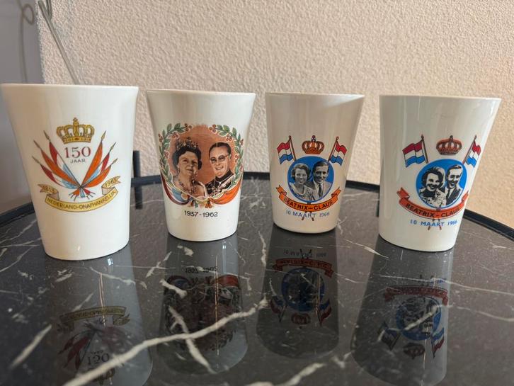 Melkbekers koninklijk huis, Verzamelen, Koninklijk Huis en Royalty, Zo goed als nieuw, Servies, Nederland, Ophalen of Verzenden