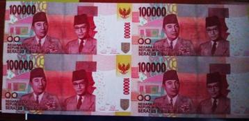 INDONESIE 2014 4 Ongesneden biljetten van 100.000 in luxemap beschikbaar voor biedingen