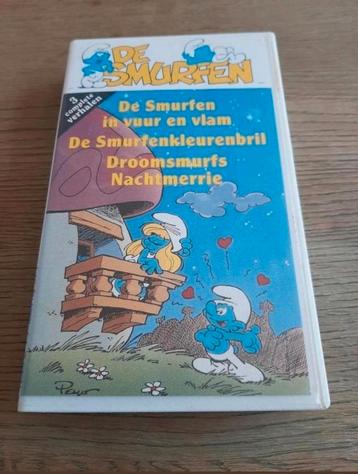 De Smurfen videoband. 3 complete verhalen.    beschikbaar voor biedingen