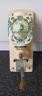 * Vintage PeDe wandkoffiemolen groene molen *, Ophalen of Verzenden