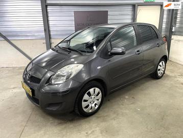 Toyota Yaris 1.0 VVTi Acces Airco parkeersensoren APK 5 deur beschikbaar voor biedingen
