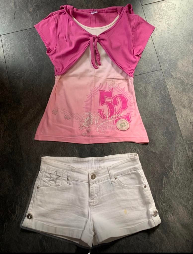 Meisjes korte broekje en shirt met capuchon. Maat 170/176, Kinderen en Baby's, Kinderkleding | Maat 176, Ophalen of Verzenden