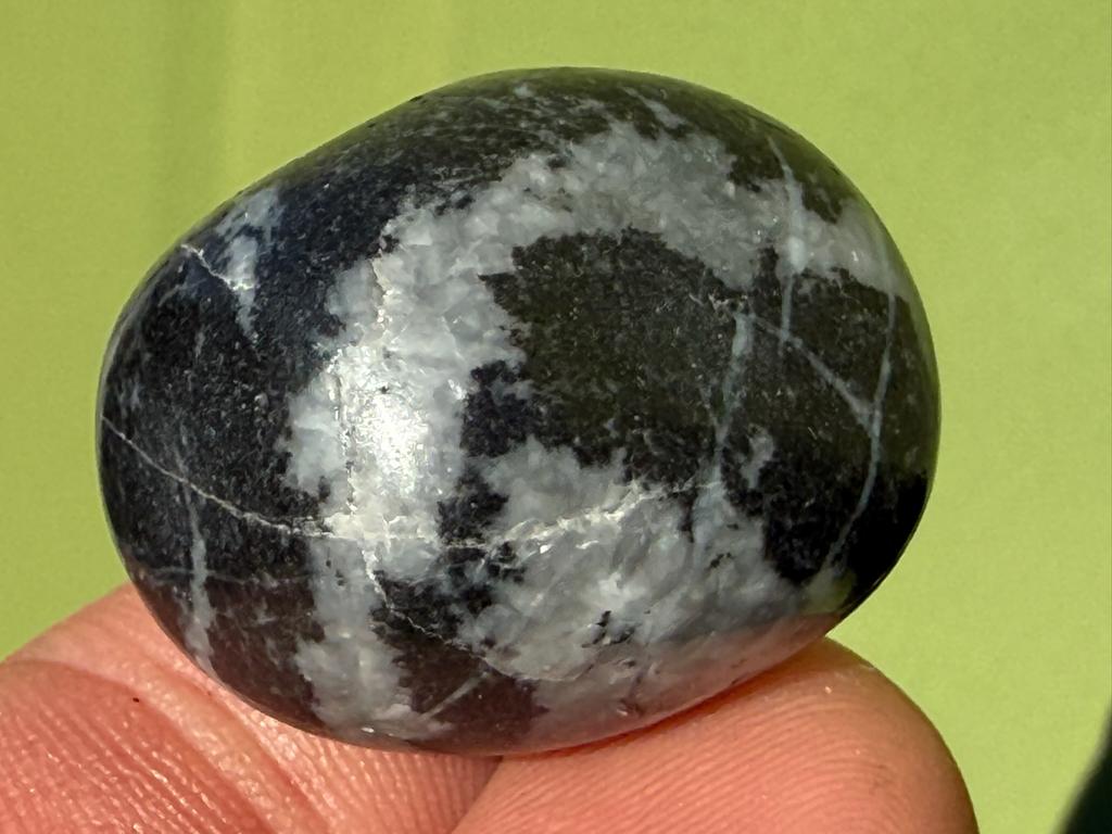 Zebra Onyx broekzaksteen mineralen A, Verzamelen, Mineralen en Fossielen, Mineraal, Ophalen of Verzenden