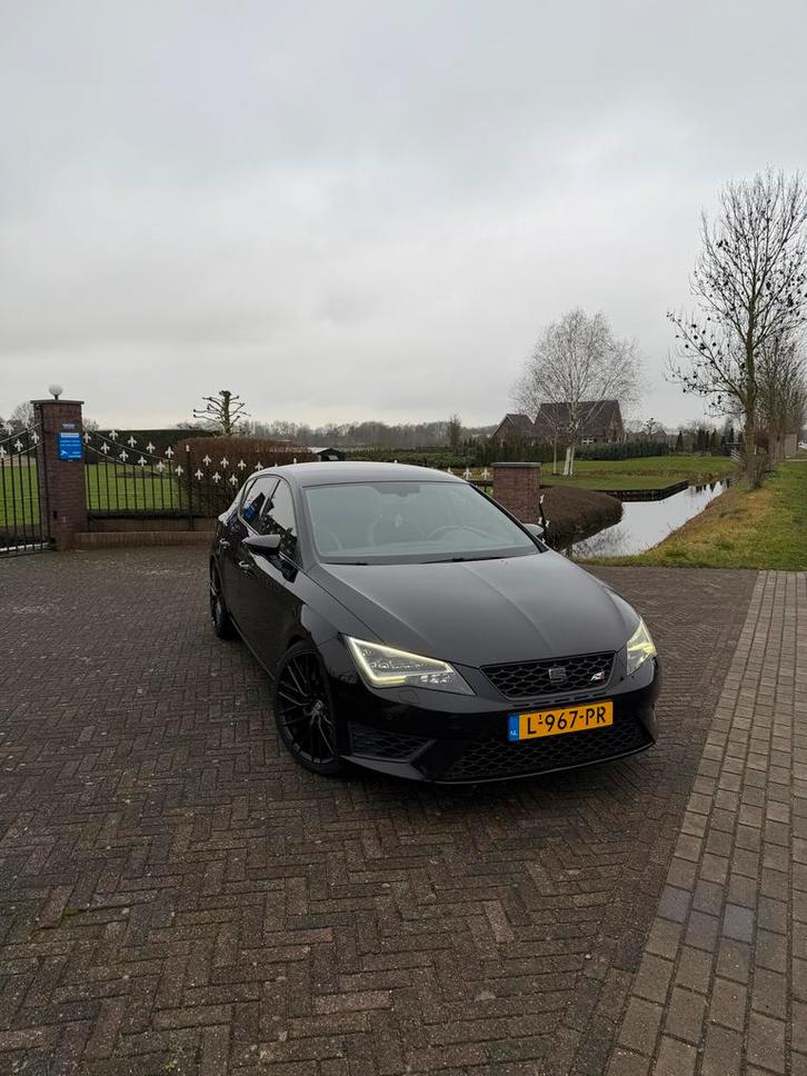 Seat leon cupra 280 automaat, Auto's, Seat, Benzine, Stationwagon, Automaat, Geïmporteerd, Zwart, Ophalen