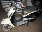 scooter AGM, Fietsen en Brommers, Snorfietsen en Snorscooters, Ophalen, Gebruikt, Benzine, Overige merken