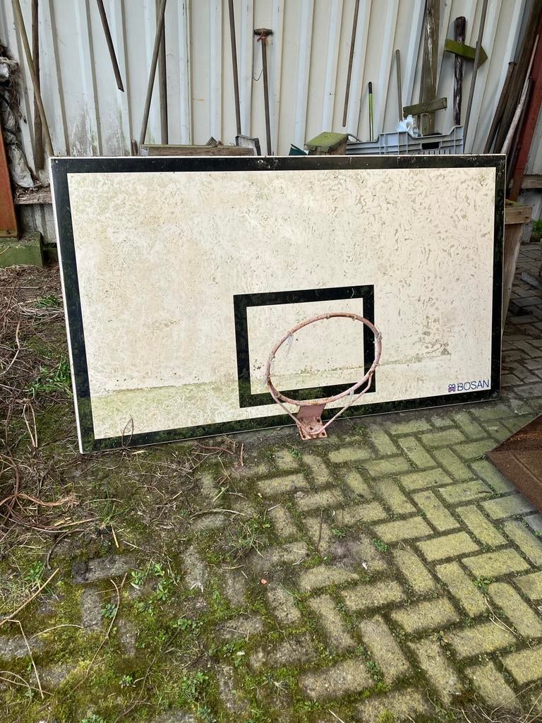 Basketbalbord Bosan, Ophalen, Gebruikt