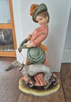 Vrouw met hazewind hond beeldje, Verzenden, Gebruikt, Mens