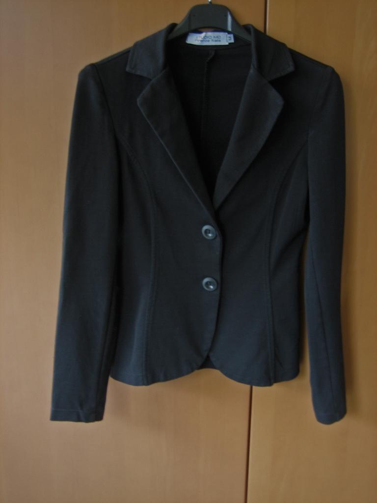 Mooi diepzwart tricot colbertjasje STUDIO MO maat M Snazzeys, Kleding | Dames, Maat 38/40 (M), Studio Mo, Verzenden, Zwart