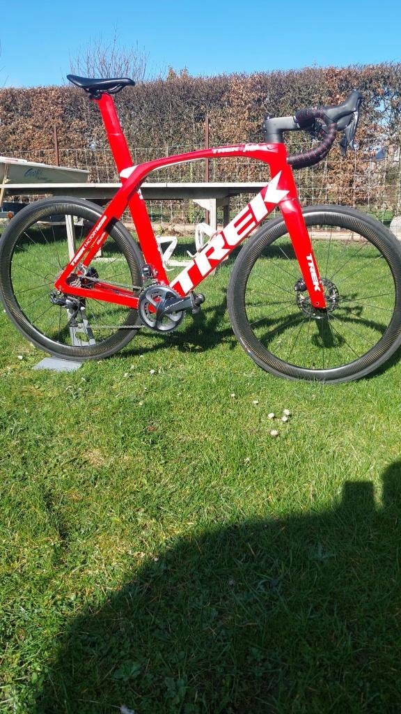 Trek Madone - Ultegra Di2 - maat 60, Fietsen en Brommers, Fietsen | Racefietsen, 28 inch, Carbon, Heren, Zo goed als nieuw