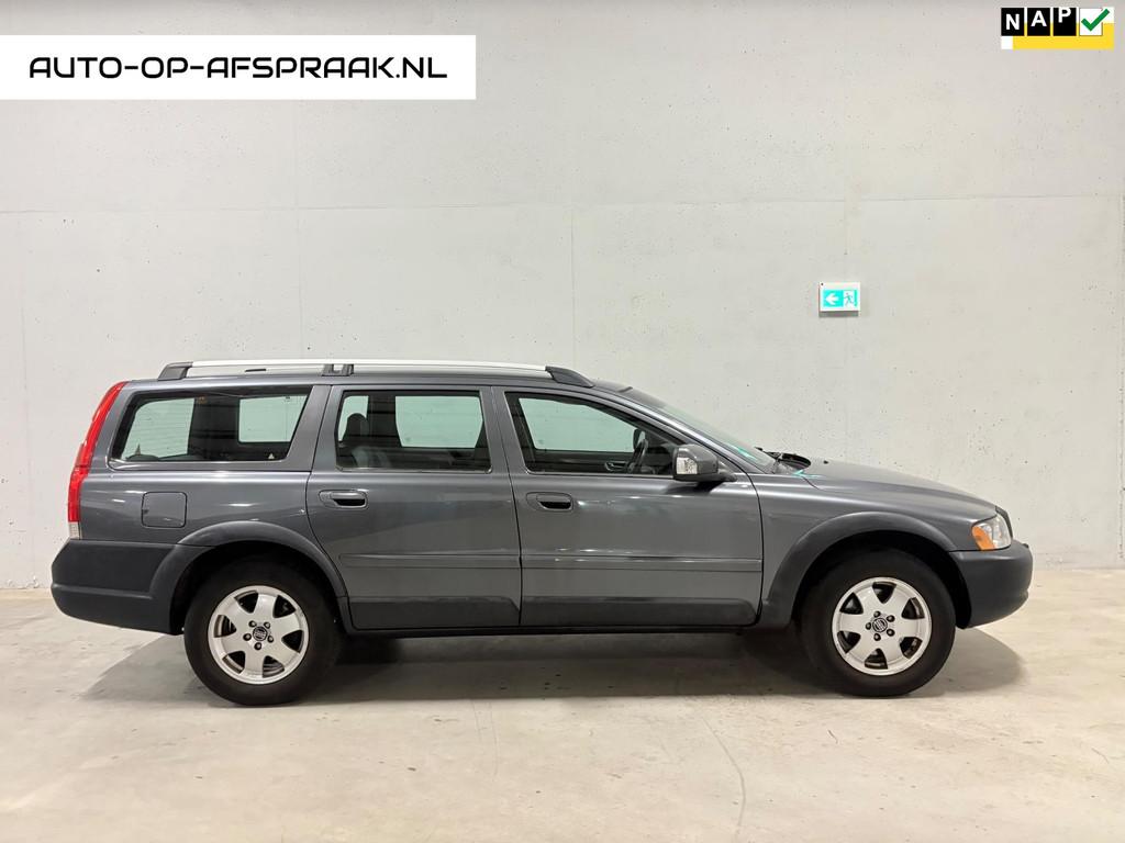 Volvo XC70 2.5 T 4x4 Cross Country Trekhaak Leer Navi Clima, Auto's, Volvo, Navigatiesysteem, 1618 kg, XC70, 2521 cc