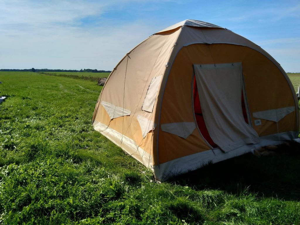 Karsten oppomp tent 300x300 met z.g.a.n. Karsten pomp, Caravans en Kamperen, Tenten, Ophalen, Gebruikt