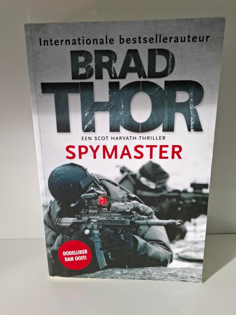 Brad Thor - Spymaster (Scot Harvath-thriller), Boeken, Ophalen of Verzenden, Zo goed als nieuw, Brad Thor