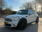 Mini 1.6 Cooper 2013 Wit Navigatie / Orig. Nl auto, Voorwielaandrijving, 74 pk, 4 cilinders, Origineel Nederlands