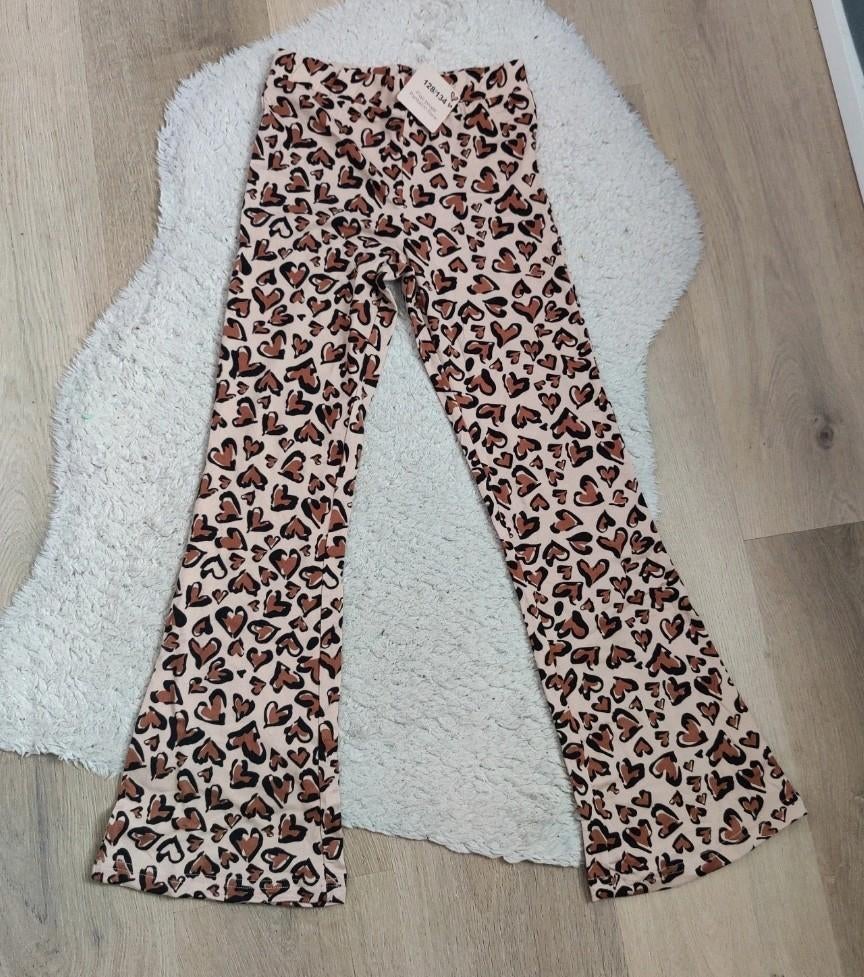 Broek maat 128/134 NIEUW, Kinderen en Baby's, Kinderkleding | Maat 128, Ophalen of Verzenden, Nieuw, Meisje, Broek