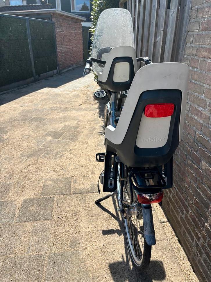 Gazelle Bloom damesfiets met Bobike zitjes, Fietsen en Brommers, Fietsen | Dames | Damesfietsen, Gebruikt, Gazelle, Versnellingen
