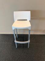 Bar stoelen / stoel / kruk/ barkruk , 4 stuks, Huis en Inrichting, Barkrukken, Kunststof, Gebruikt, Met voetsteun, 60 tot 90 cm