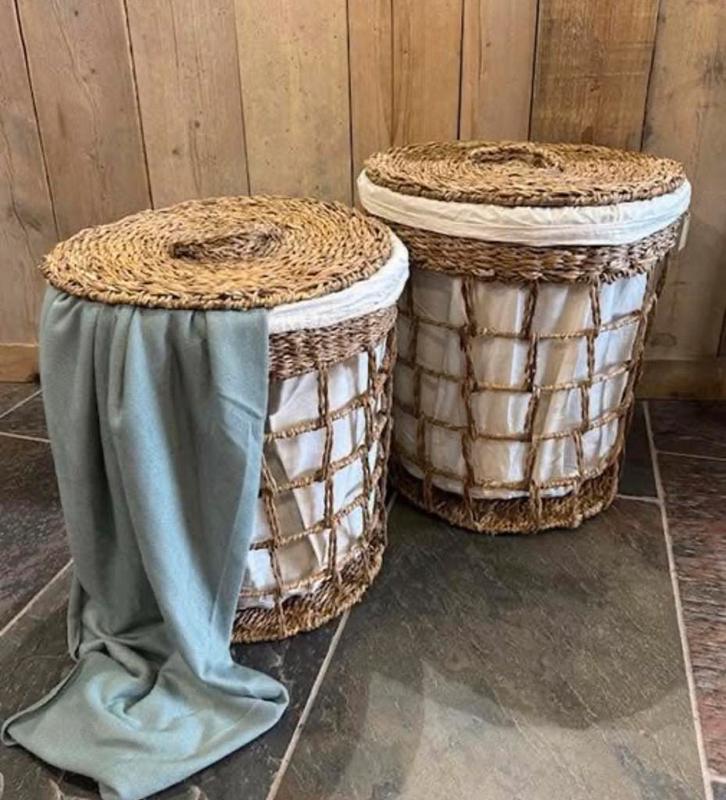 Mooie grote rieten mand - wasmand met deksel, Huis en Inrichting, Woonaccessoires | Schalen en Manden, Nieuw, Mand, Rond, Riet