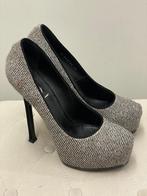 YSL, Pumps, Ophalen of Verzenden, Zo goed als nieuw, Grijs