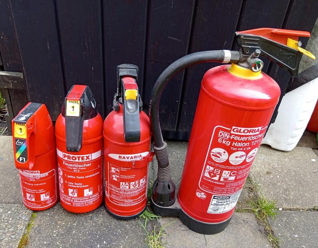 4x brandblusser poederblusser, Ophalen of Verzenden, Zo goed als nieuw, Brandblusser