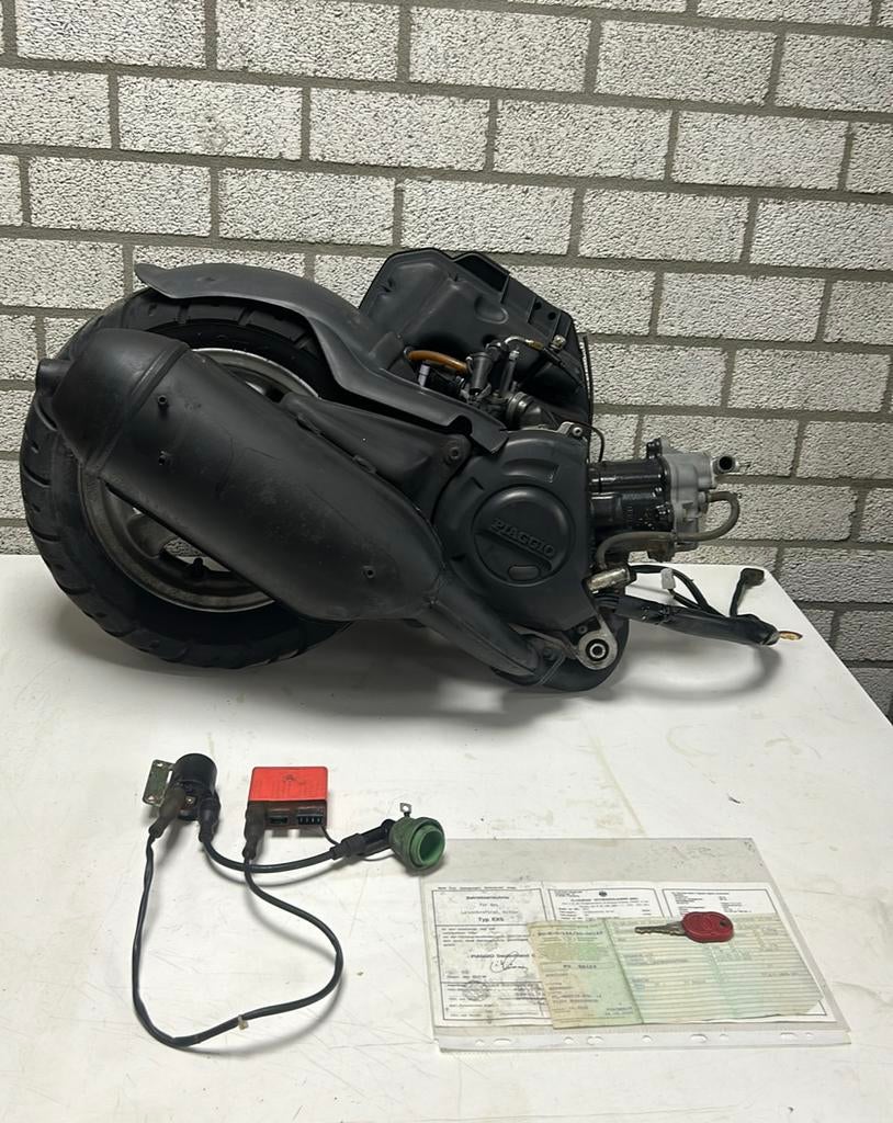 Piaggio hexagon blok 125cc 2t 2takt - papieren ( skr zip, Ophalen