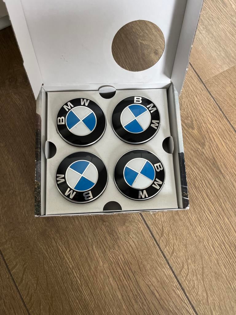 BMW Floating Center Caps - Nieuw in doos, Auto-onderdelen, Ophalen of Verzenden, Nieuw, Personenwagen, Velg(en)