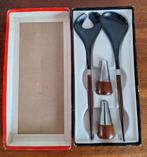 Jaren 60 Deens Helge Benzin slacouvert met peper en zoutstel, Ophalen of Verzenden, Zo goed als nieuw, Overige materialen, Los bestek