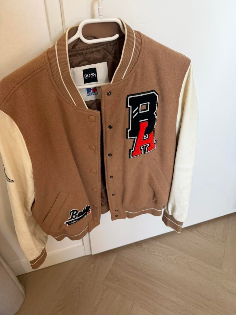 Hugo boss baseball jacket woman, Ophalen of Verzenden, Zo goed als nieuw, Zwart