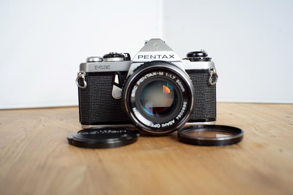 ✅ Pentax ME & SMC 50mm 1.7 & Paraattas , GETEST, Audio, Tv en Foto, Fotocamera's Analoog, Ophalen, Gebruikt, Spiegelreflex, Pentax
