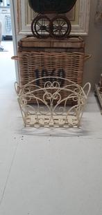 Brocante ijzeren lectuurmand, Antiek en Kunst, Curiosa en Brocante, Ophalen