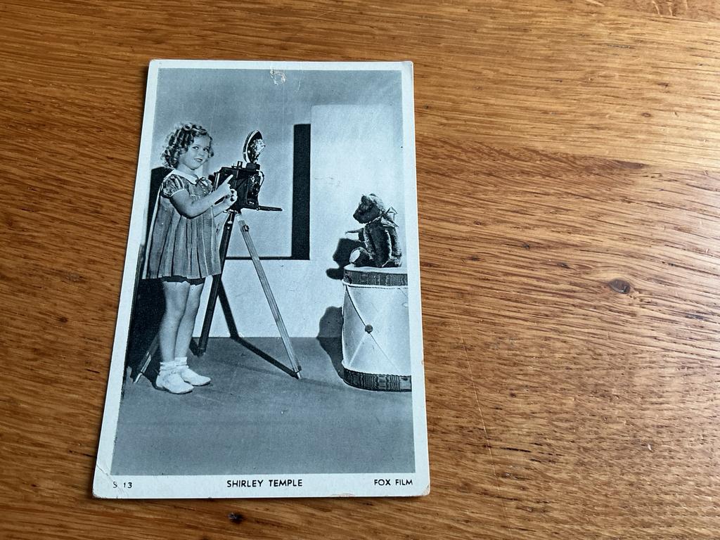 A3 Shirley Temple, Verzamelen, Ophalen of Verzenden, Zo goed als nieuw, Foto of Kaart