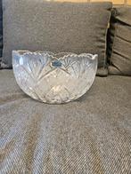 Kristallen fruitschaal, Ophalen