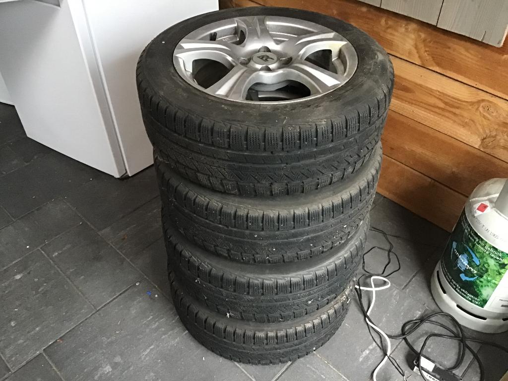 Winterbanden  met RC velgen, Auto-onderdelen, Banden en Velgen, Gebruikt, 16 inch, Banden en Velgen, Personenwagen