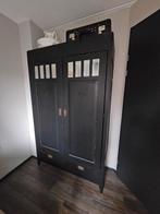 Kast, Antiek en Kunst, Antiek | Meubels | Kasten, Ophalen of Verzenden