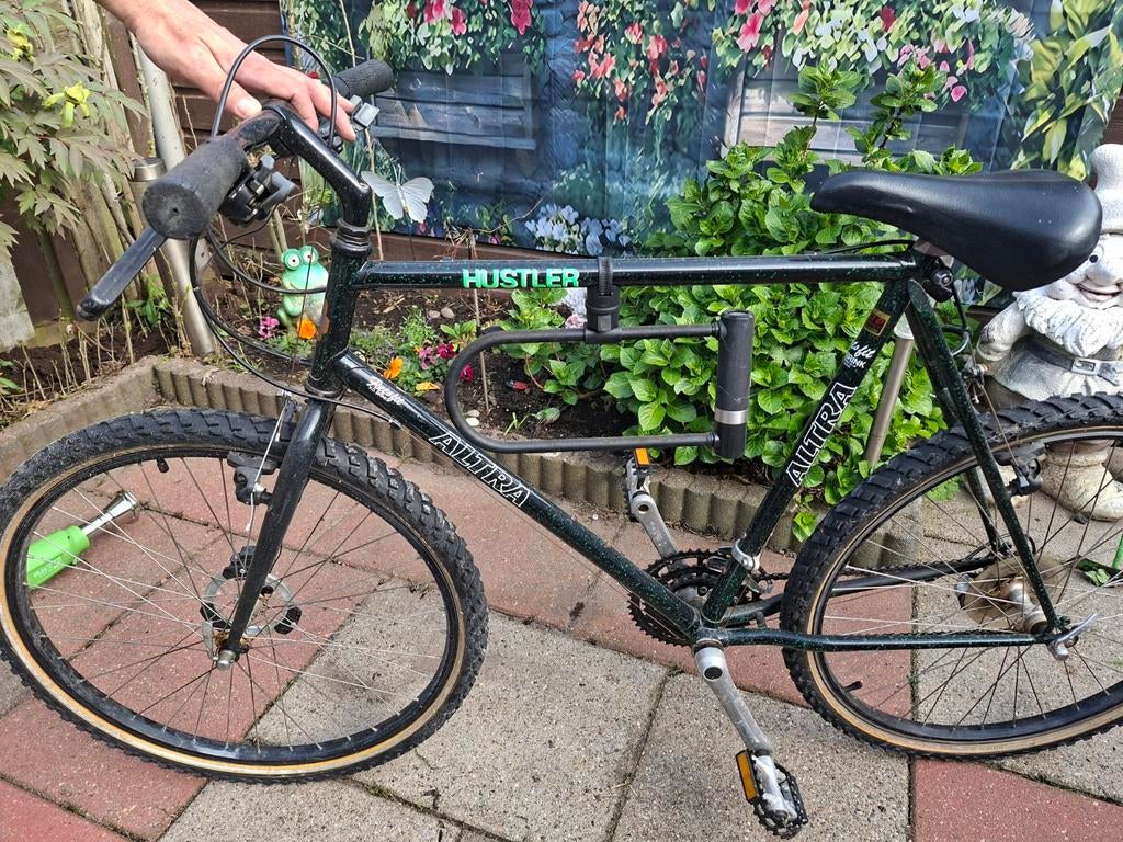 Hustler Altra Mountainbike - Gebruikt, Goede Staat, Gebruikt, Heren, Geen vering, 53 tot 57 cm
