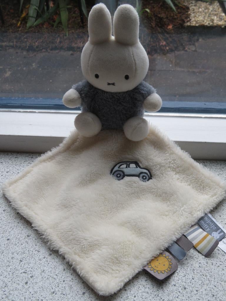 Knuffeldoek Nijntje Fluffy Blue Miffy merk Tiamo Dick Bruna, Konijn, Nijntje, Ophalen of Verzenden, Zo goed als nieuw
