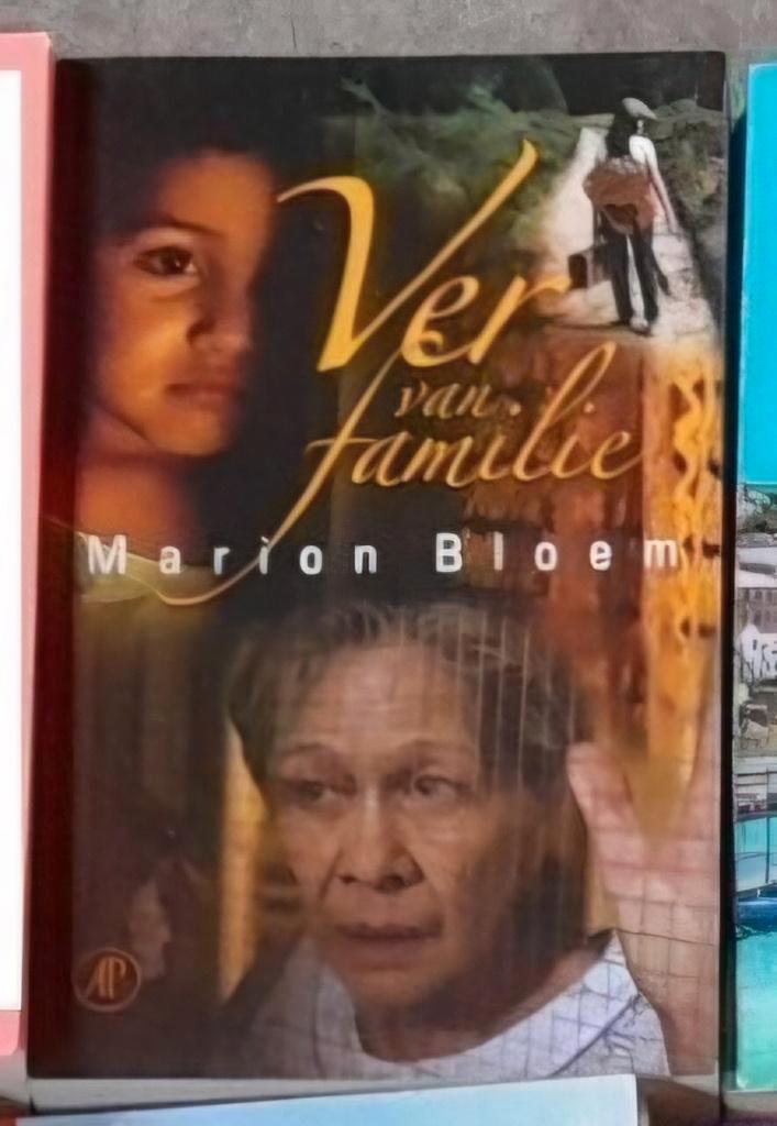 Bloem Marion : Ver van familie, Boeken, Romans, Zo goed als nieuw, Ophalen of Verzenden