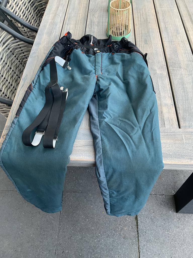 Husqvarna Veiligheidsbroek Maat 55 - Gebruikt, Goede Staat, Kleding | Heren, Broeken en Pantalons, Ophalen, Gedragen, Overige maten