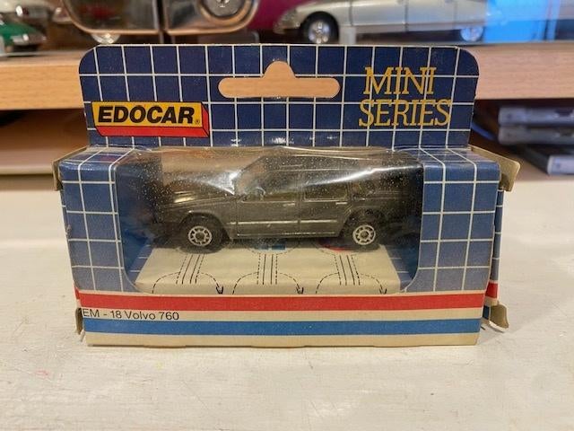 1:64 Volvo 760 GLE Edocar 18 Grijs in doos, Ophalen of Verzenden, Zo goed als nieuw, Auto