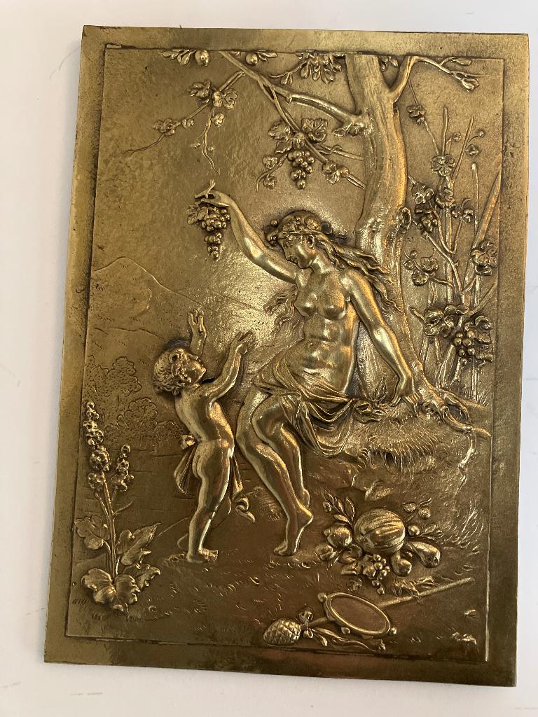 4 bronzen plaquete, Ophalen