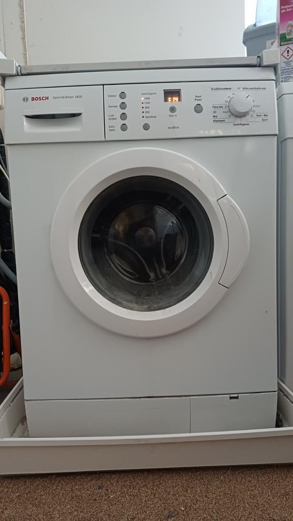Bosch Wasmachine met uitschuifbaar plateau, Ophalen, Gebruikt, Voorlader, 85 tot 90 cm