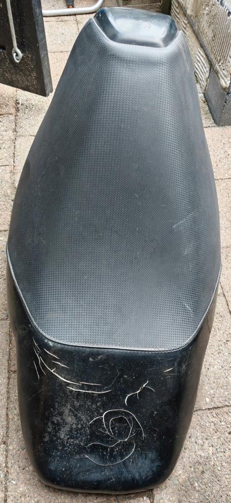 Buddyseat Peugeot Speedfight 1 , 2., Fietsen en Brommers, Brommeronderdelen | Scooters, Ophalen of Verzenden, Gebruikt, Zadel