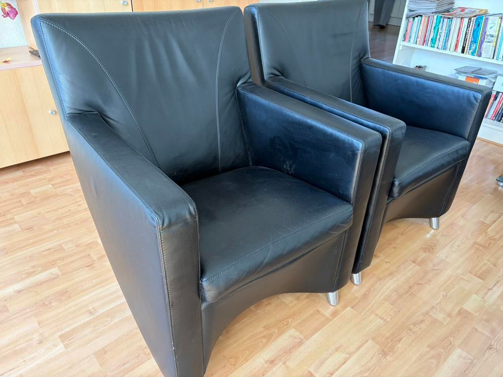 Leolux Dolcinea stoelen leer zwart, Huis en Inrichting, Fauteuils, Ophalen, Gebruikt, Tijdloos model, mooi compact ontwerp, 50 tot 75 cm