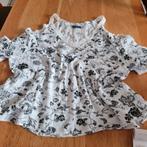 bloesje maat 44, Kleding | Dames, Tops, Wit, Maat 42/44 (L), Ophalen of Verzenden, Zo goed als nieuw