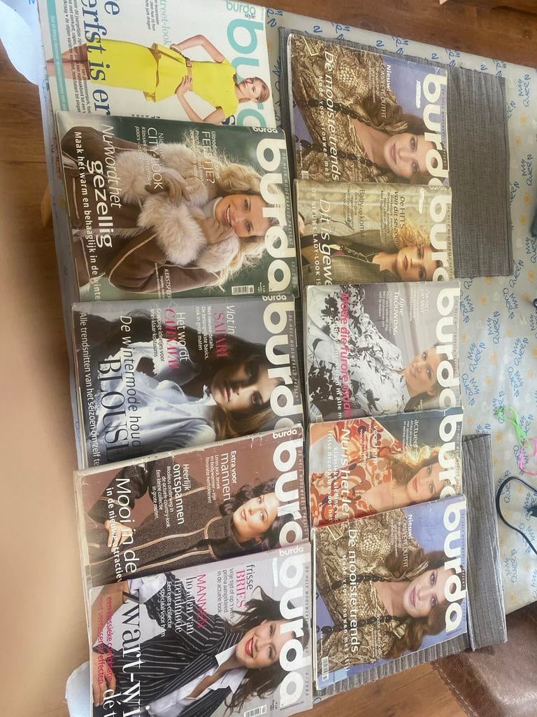 Burda patroon magazines, Hobby en Vrije tijd, Kledingpatronen, Vrouw, Overige typen, Gebruikt, Burda