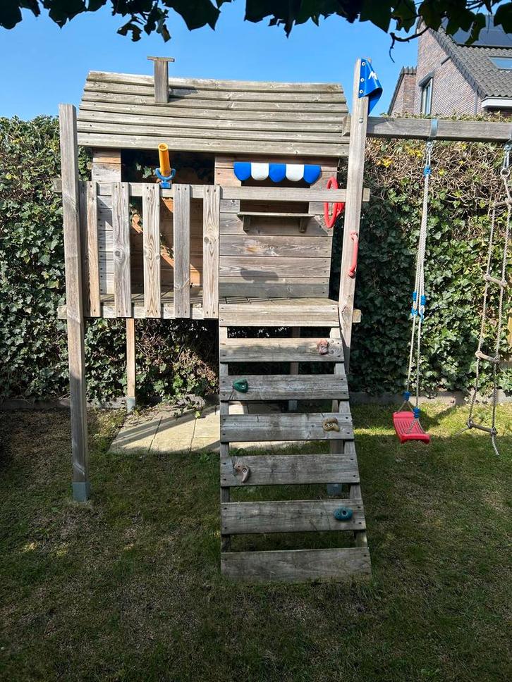 Houten Wickey Speelhuis met Glijbaan en Schommels voor Tuin, Kinderen en Baby's, Speelgoed | Buiten | Speelhuisjes, Gebruikt, Hout