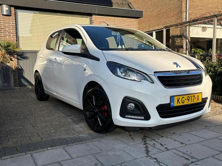 Peugeot 108 1.0 12V E-vti 51KW 5DR 2016 Wit, Auto's, Peugeot, Particulier, ABS, Airbags, Airconditioning, Bluetooth, Centrale vergrendeling