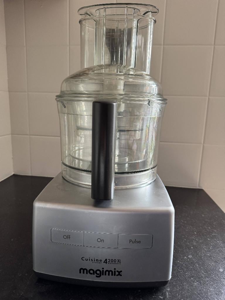 Magimix Cuisine System 4200KL, 3 tot 4 liter, Ophalen, Zo goed als nieuw, 3 snelheden of meer