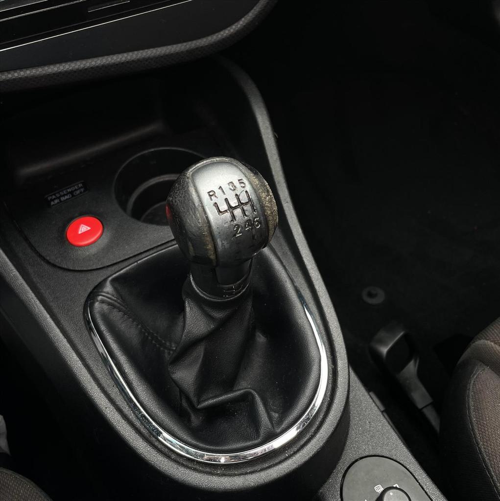 Seat Leon 2.0 FSI 150PK, Auto's, Stof, Gebruikt, Zwart, 4 cilinders