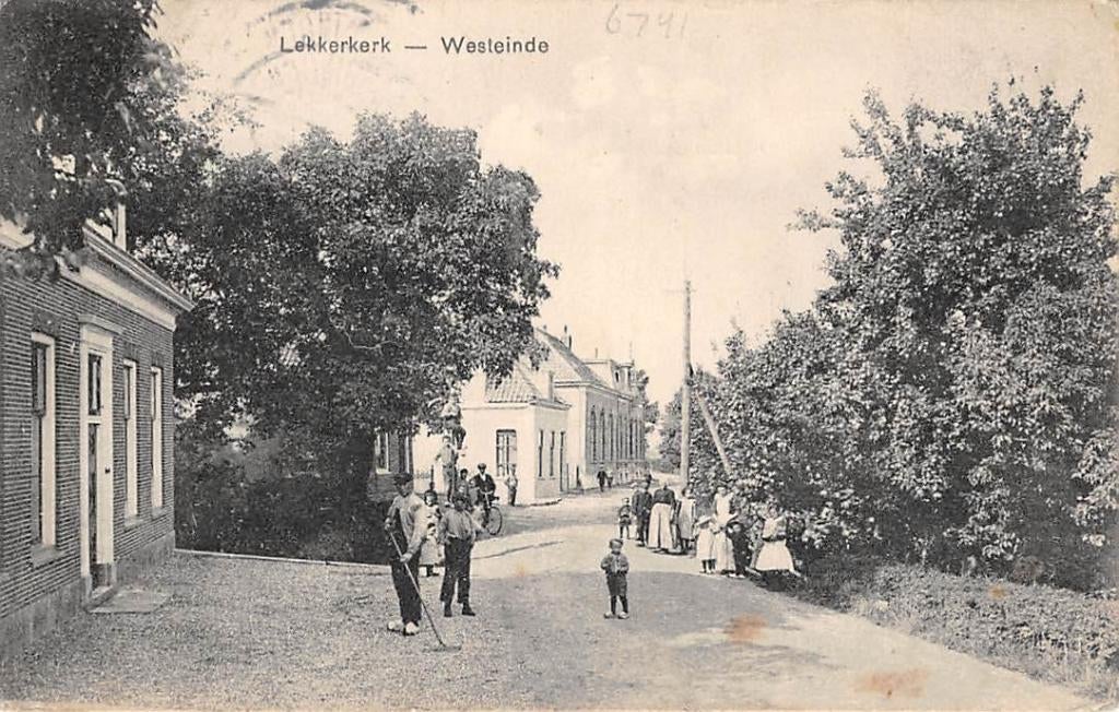 Lekkerkerk Westeinde 1910 Krimpenerwaard, Verzamelen, Ansichtkaarten | Nederland, Verzenden, Voor 1920, Gelopen, Zuid-Holland